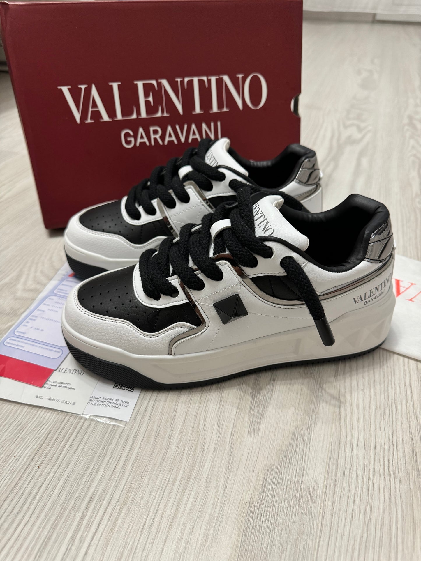 Valentino Garavanni Alb-Negru