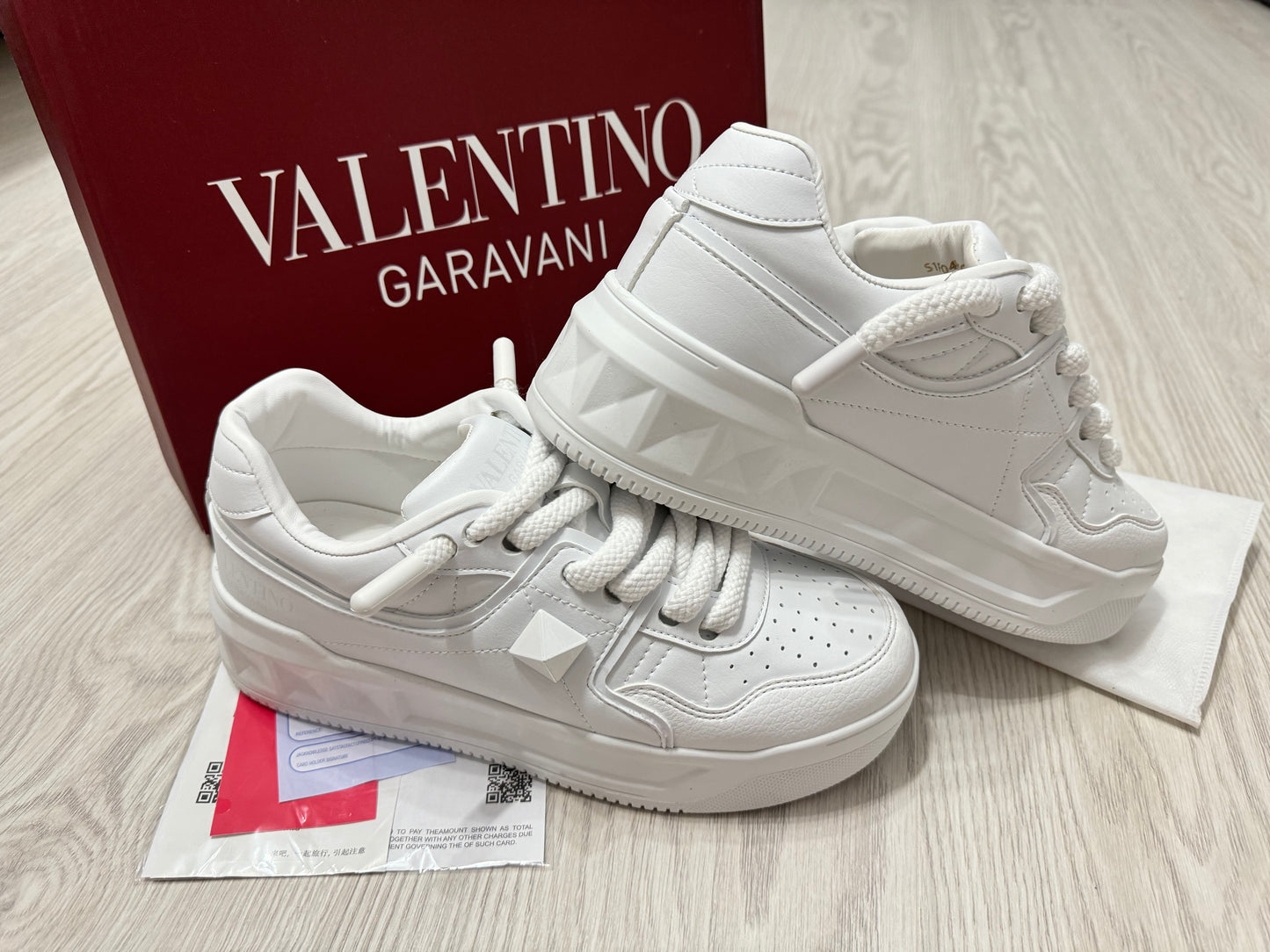 Valentino Garavanni Full Alb