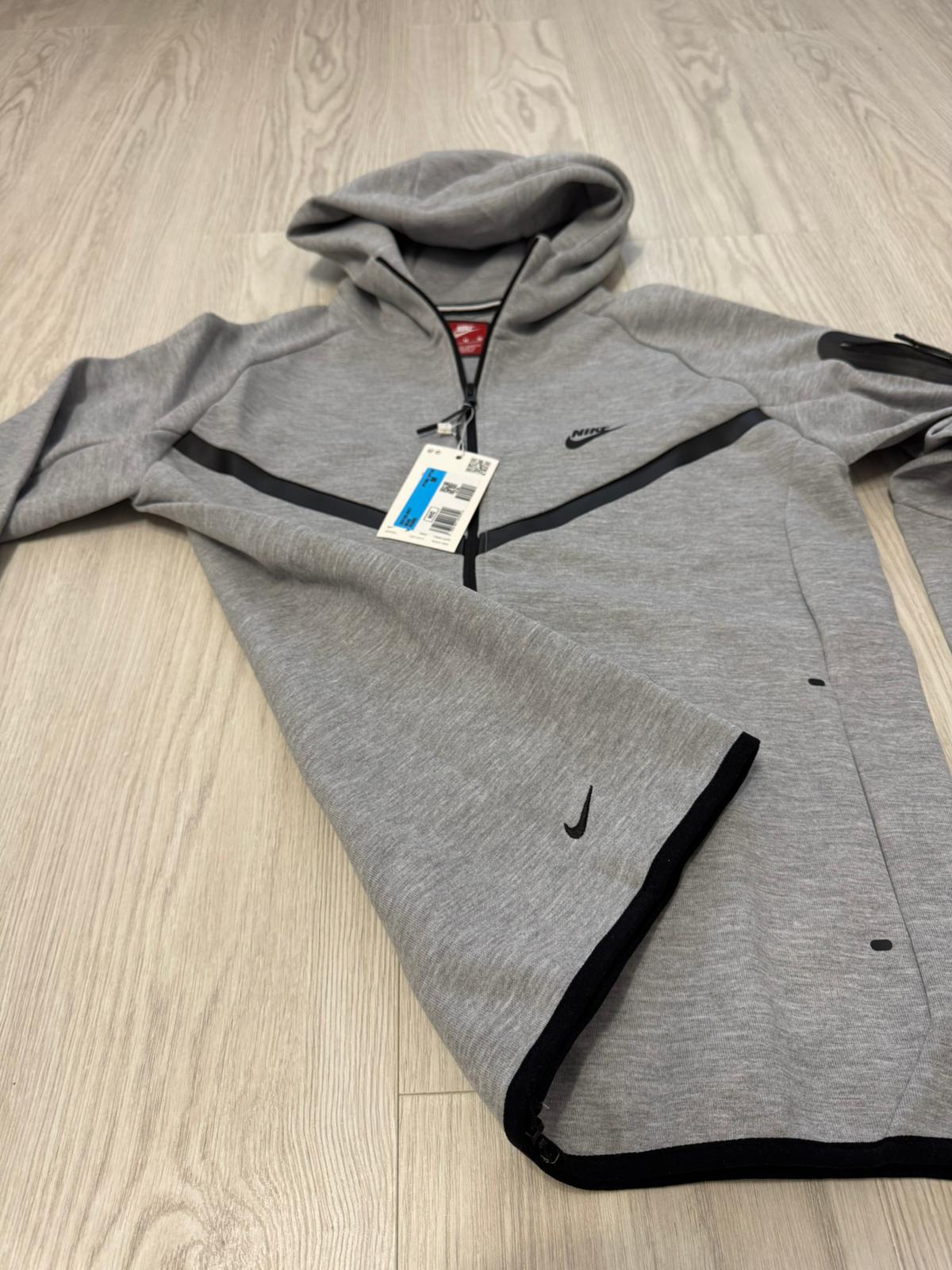 Trening Nike Tech Fleece 2026 - Gri