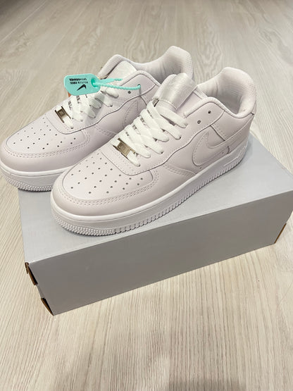 Nike Air Force 1 White