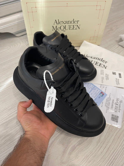 Alexander McQueen NEGRU - FULLBOX