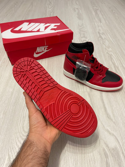AIR JORDAN 1 - Varsity Red Sneakers high