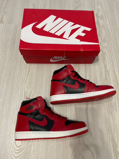 AIR JORDAN 1 - Varsity Red Sneakers high
