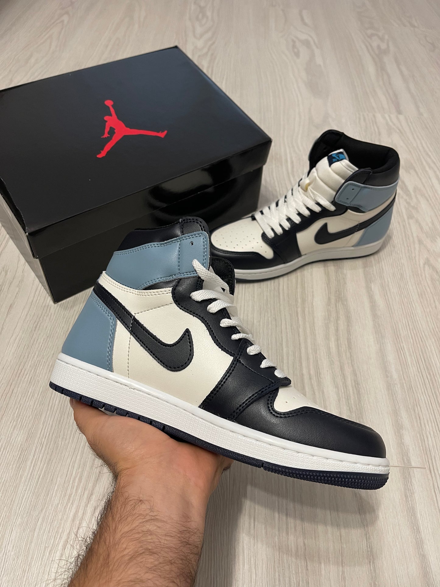 AIR JORDAN 1 - Obsidian Sneakers high