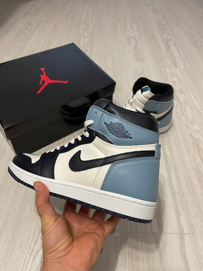 AIR JORDAN 1 - Obsidian Sneakers high