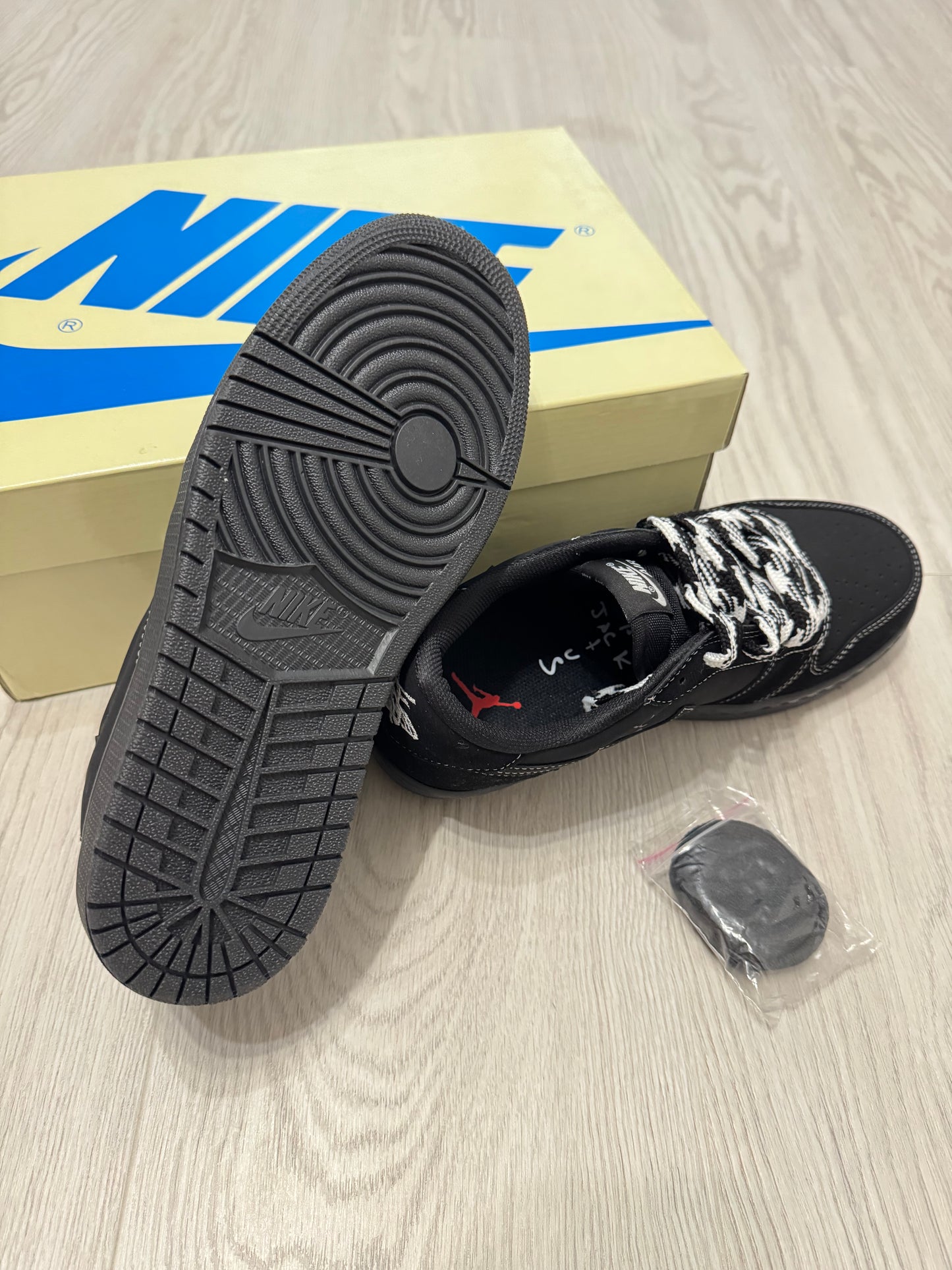 Travis Scott x Air Jordan 1 Low "Black Phantom"