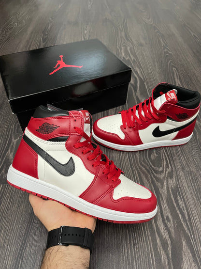 AIR JORDAN 1 - Chicago Sneakers high