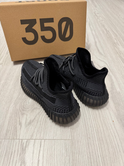 Yeezy Boost 350 Black