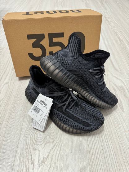 Yeezy Boost 350 Black