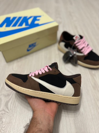 Travis Scott x Air Jordan 1 Low "Mocha"