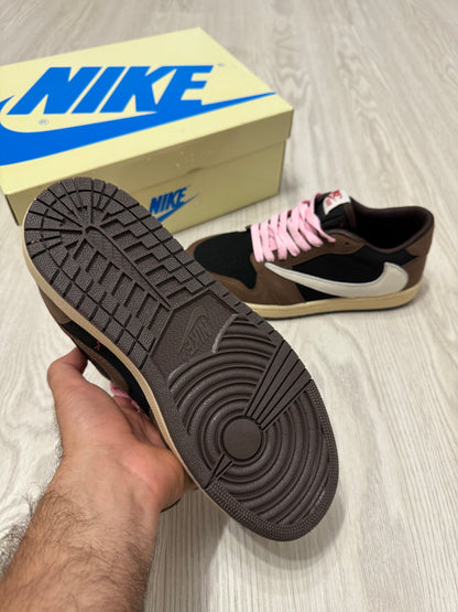 Travis Scott x Air Jordan 1 Low "Mocha"