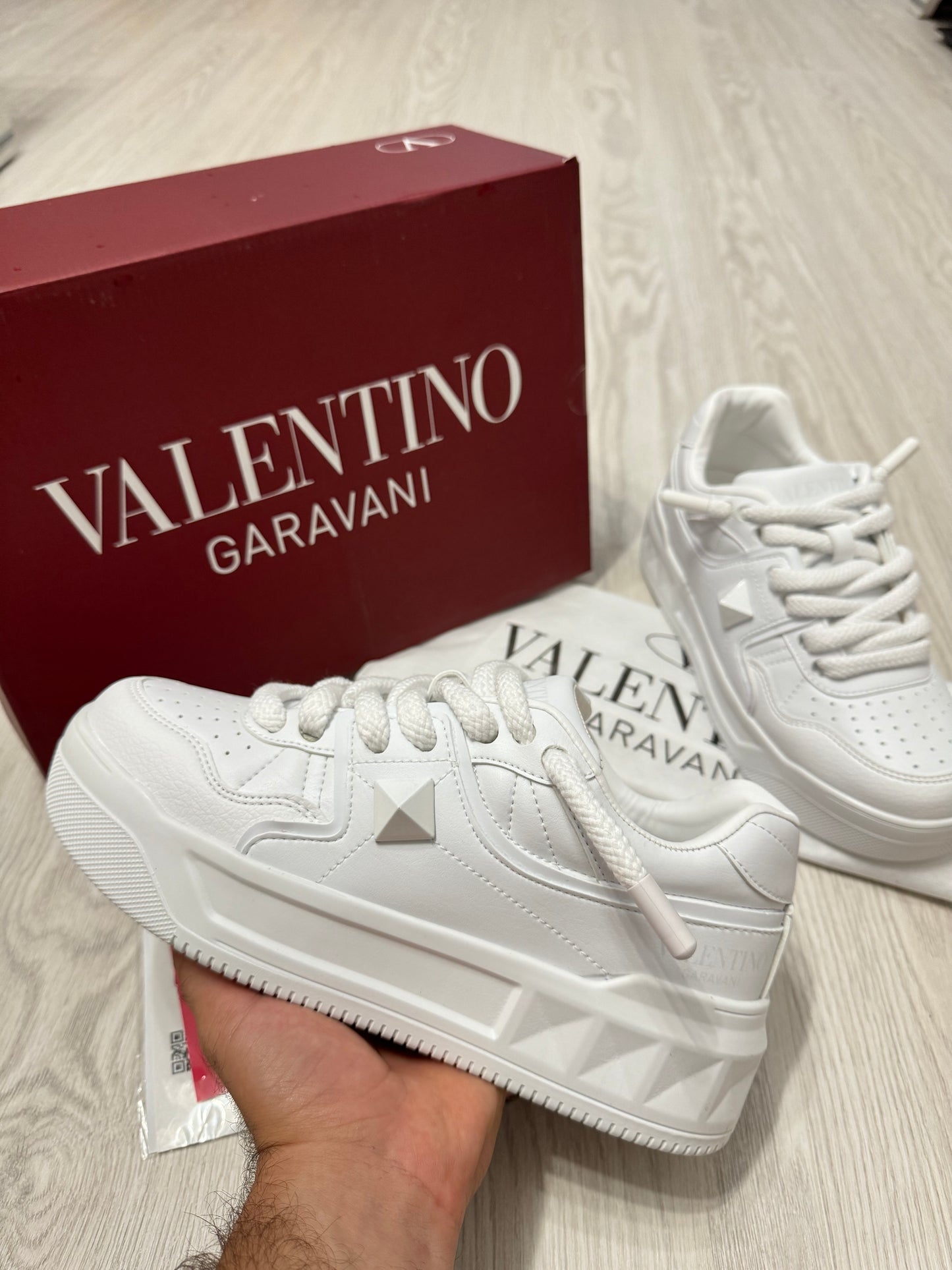 Valentino Garavanni Full Alb