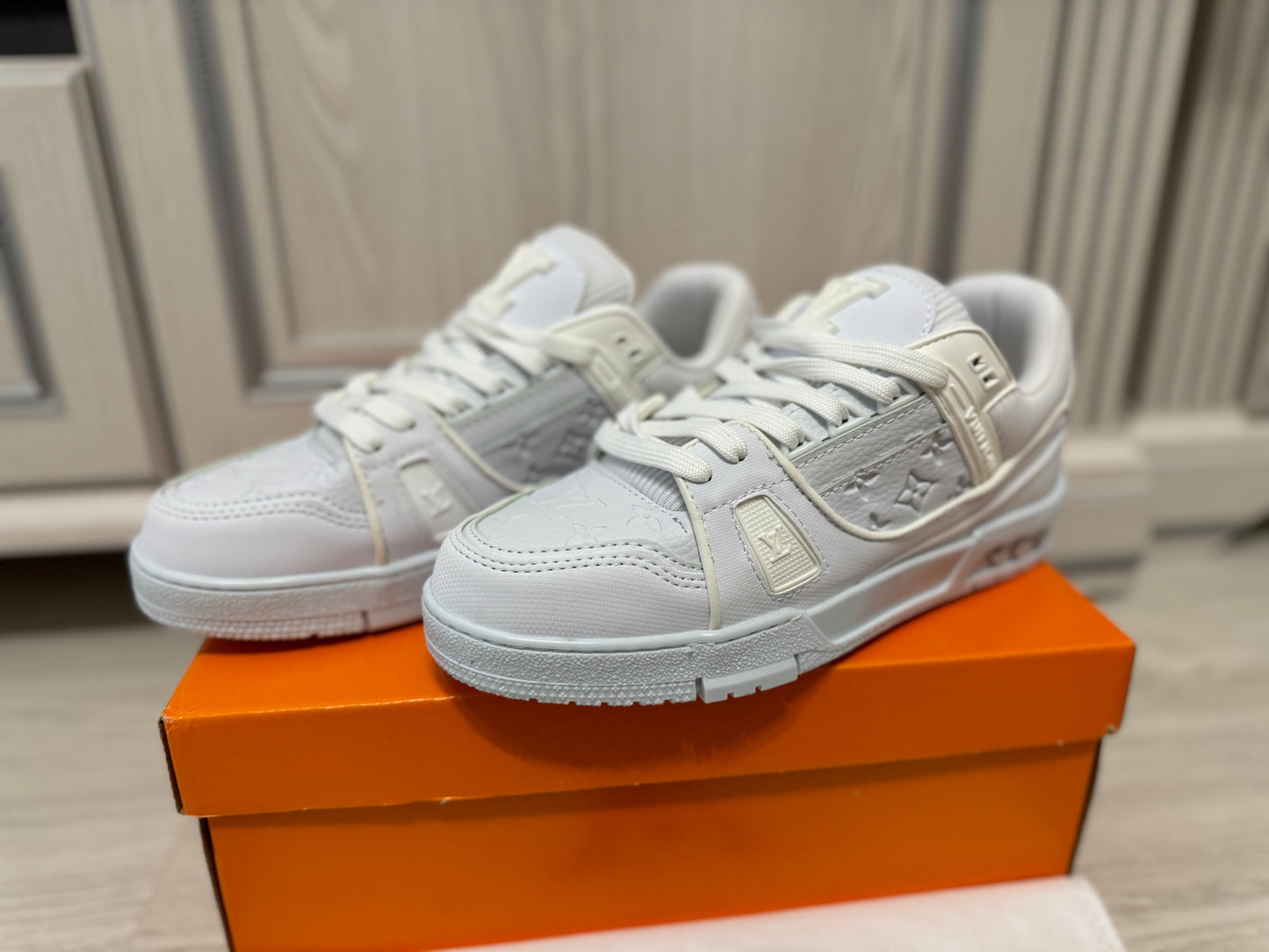 Louis Vuitton - Trainers Sneaker Alb