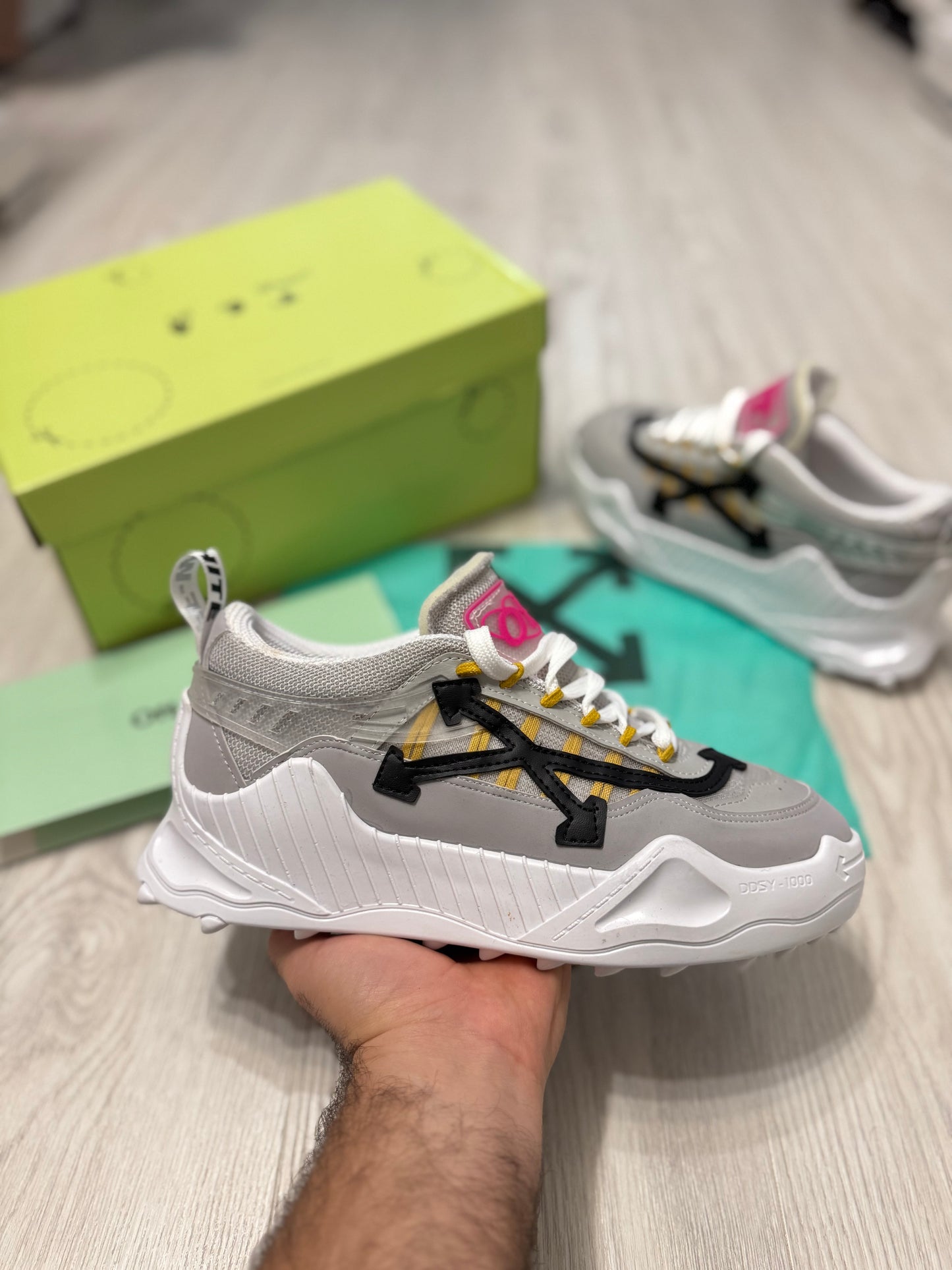 Off-White ODSY-1000 - Gri