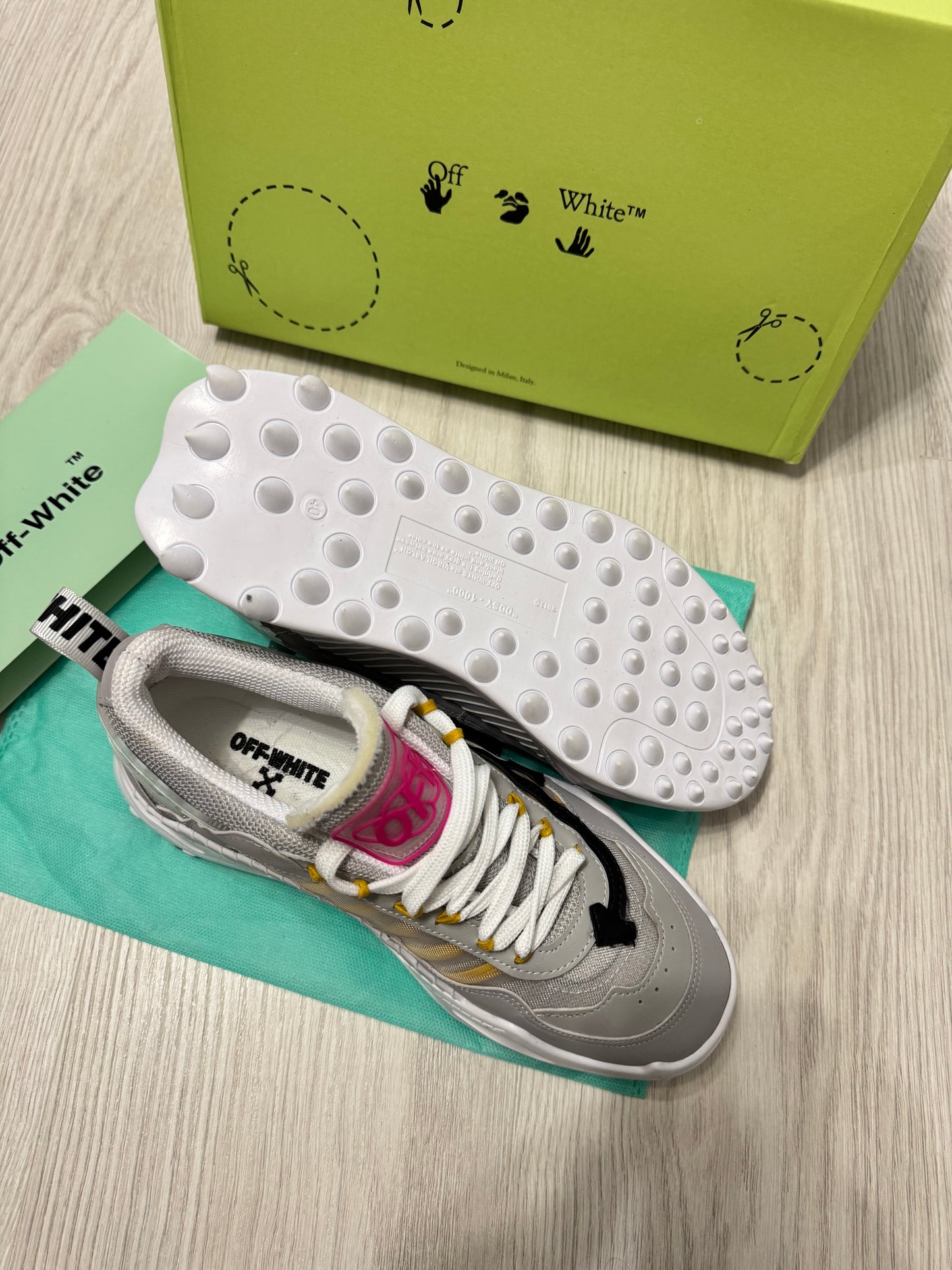 Off-White ODSY-1000 - Gri