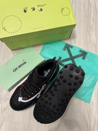 Off-White ODSY-1000 - Black&White