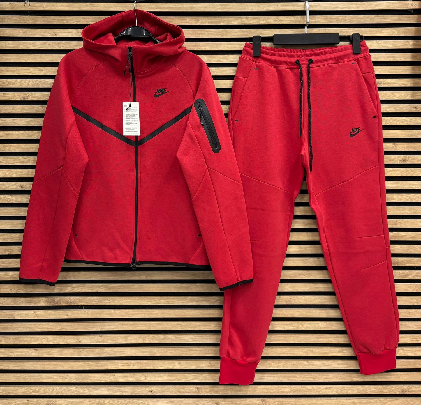 Trening Nike Tech Fleece 2026 - Rosu