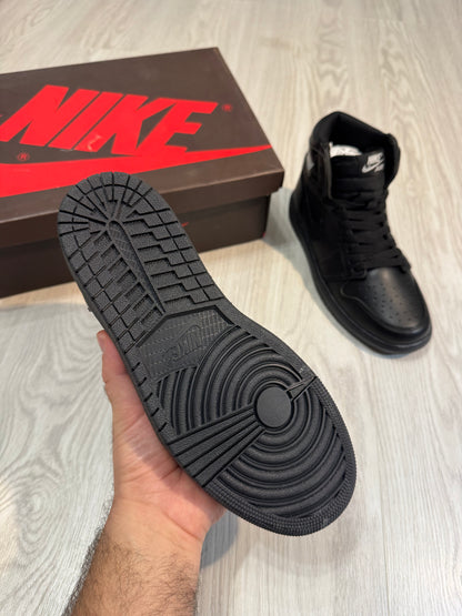 AIR JORDAN 1 - Black Sneakers high