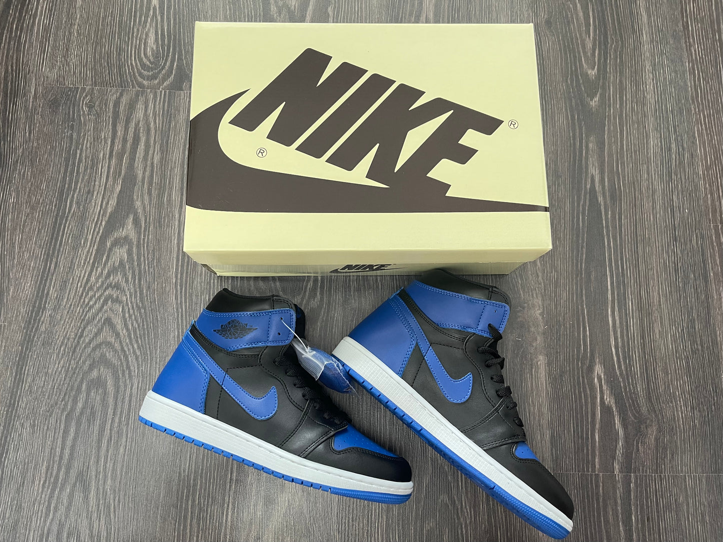 AIR JORDAN 1 - Royal Sneakers high