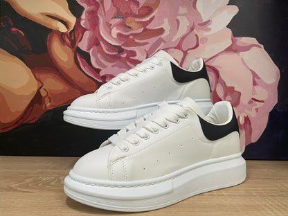 Alexander McQueen ALB - Src