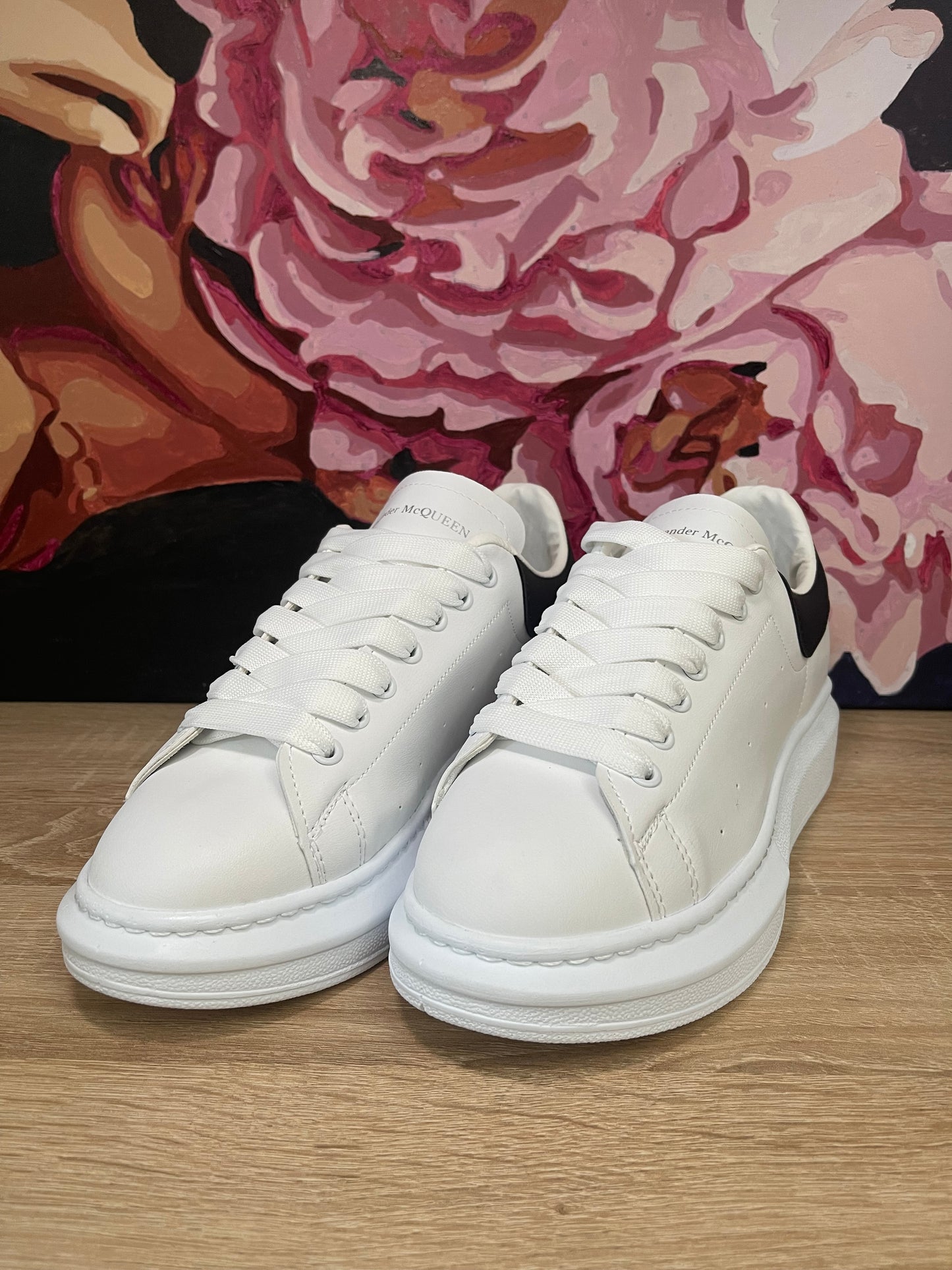 Alexander McQueen ALB - Src