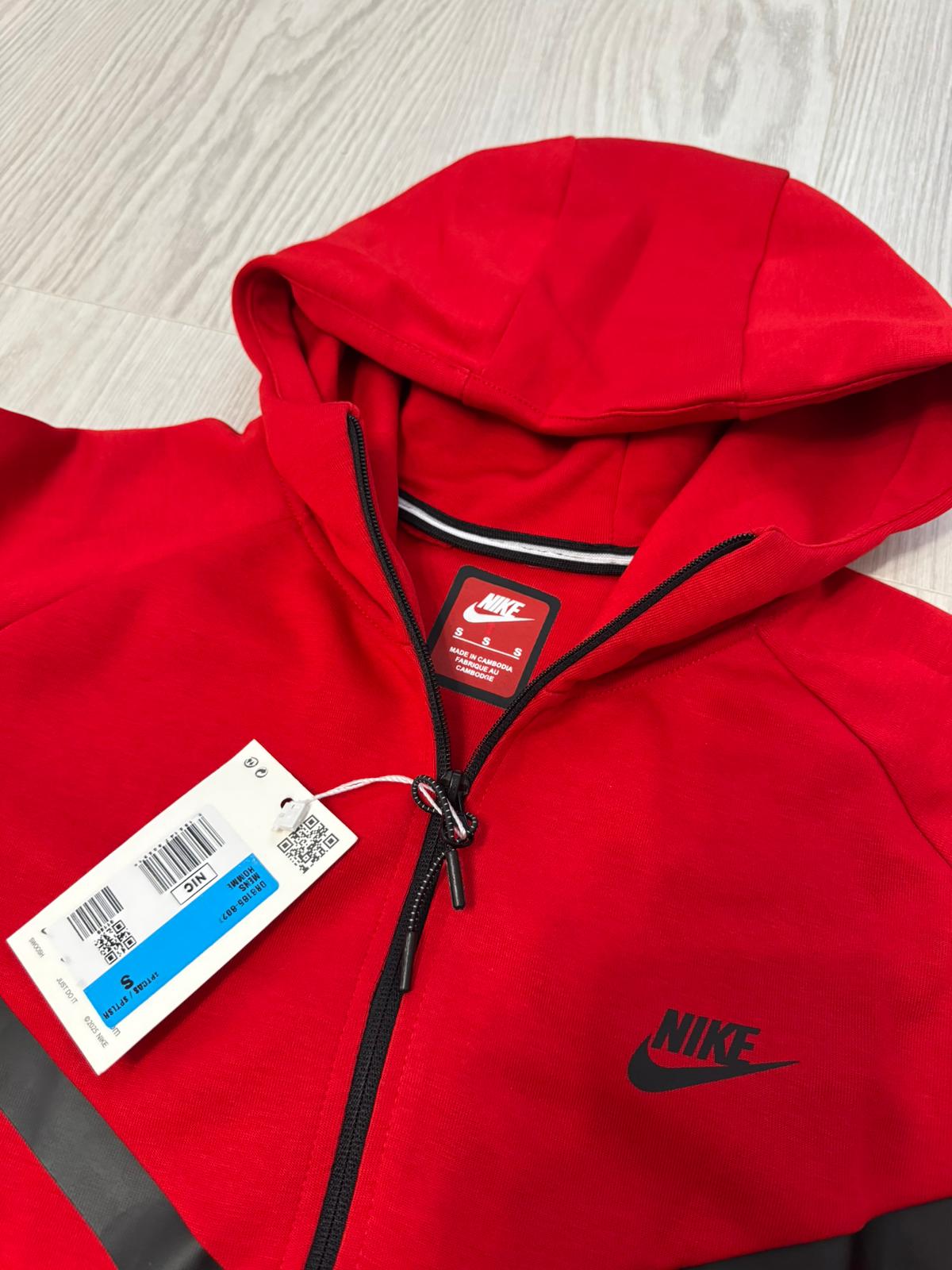 Trening Nike Tech Fleece 2026 - Rosu