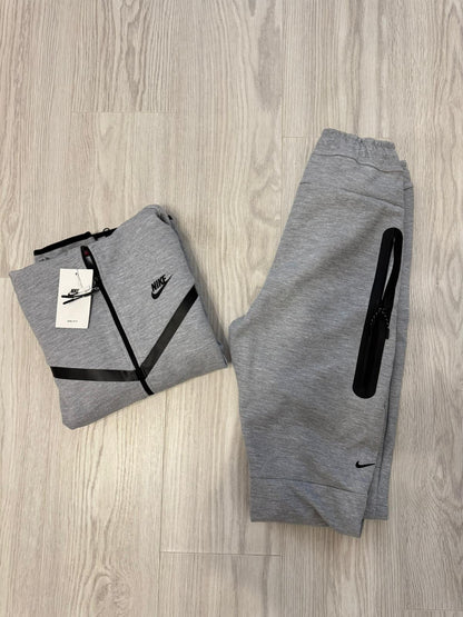 Trening Nike Tech Fleece 2026 - Gri