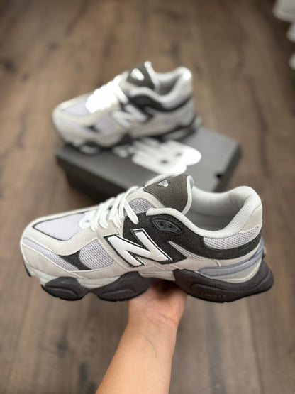 New Balance 9060 - Gri