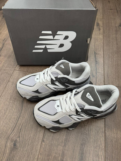 New Balance 9060 - Gri