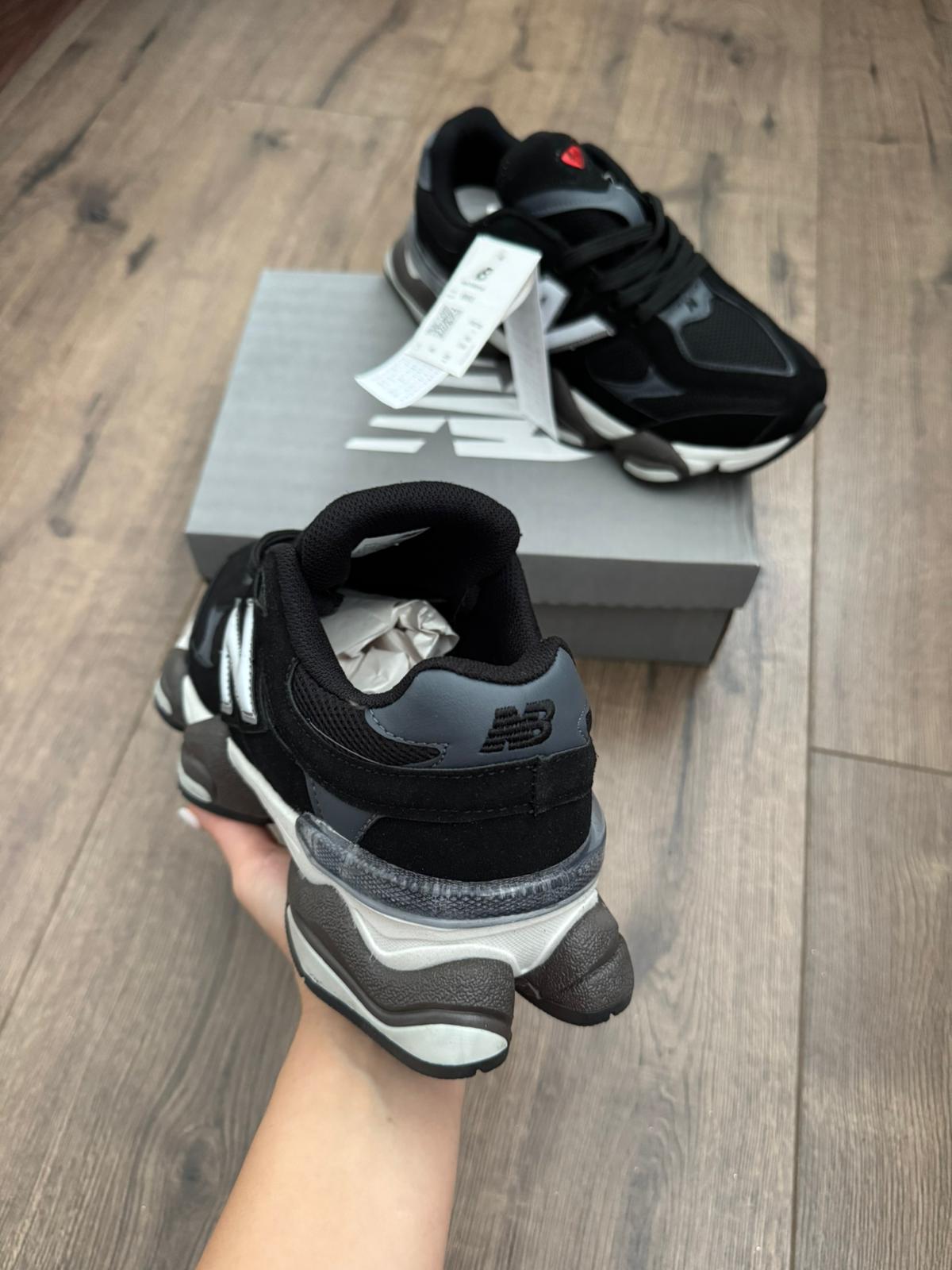 New Balance 9060 - Negru