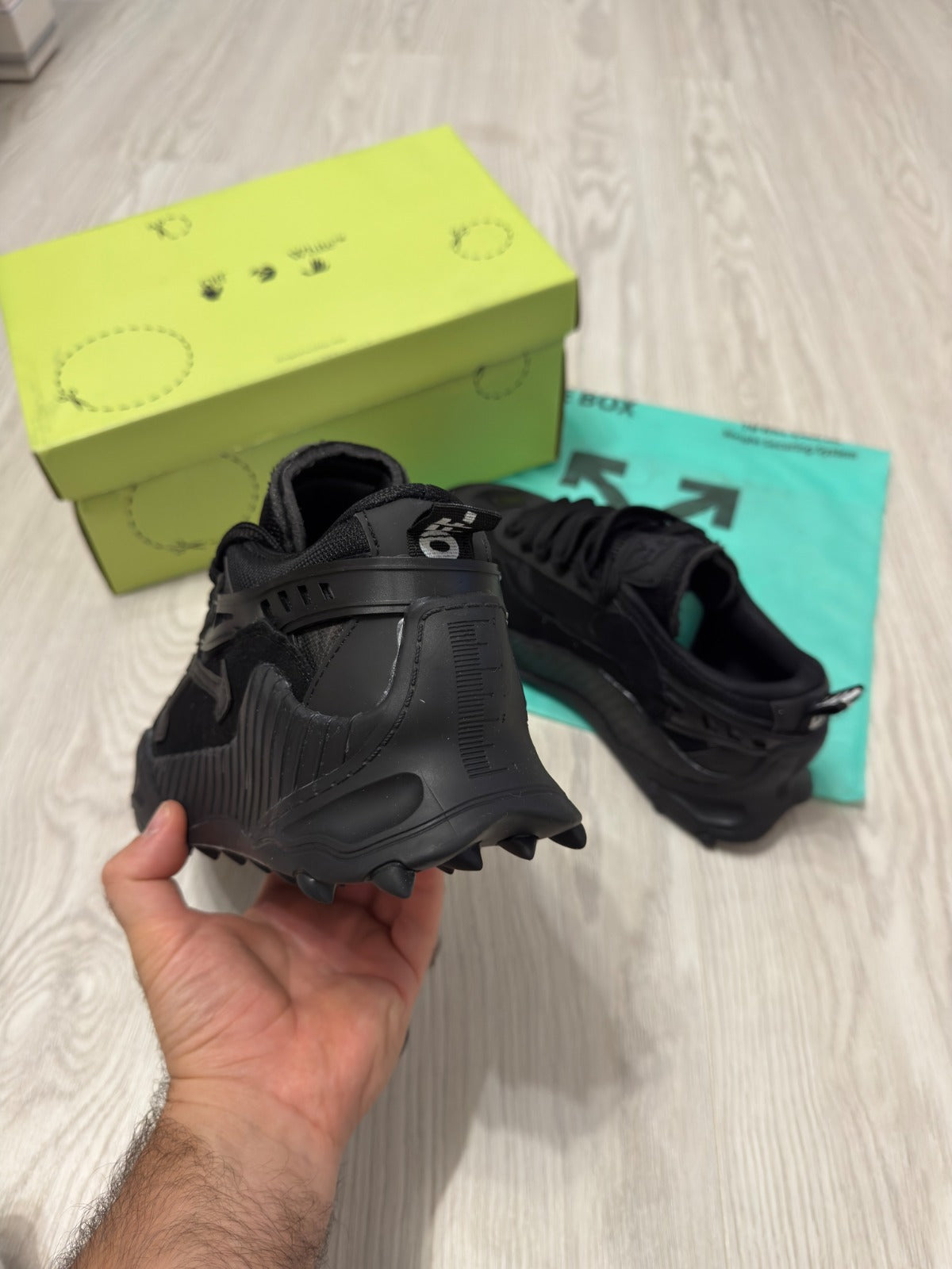 Off-White ODSY-1000 - Black